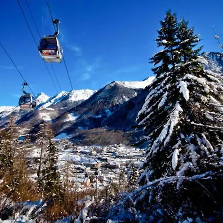 Apartment Studio Cauterets, 1 Piece, 4 Personnes - Fr-1-234-229 Cauterets